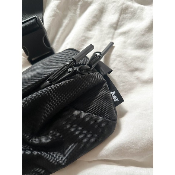 Aer Bags New Mens Aer Day Sling 2 Black Nylon Travel Pack Bag